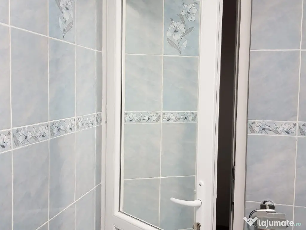 Inchiriez apartament 2 camere in Deva, etaj 3, mobilat, Al. Pacii 