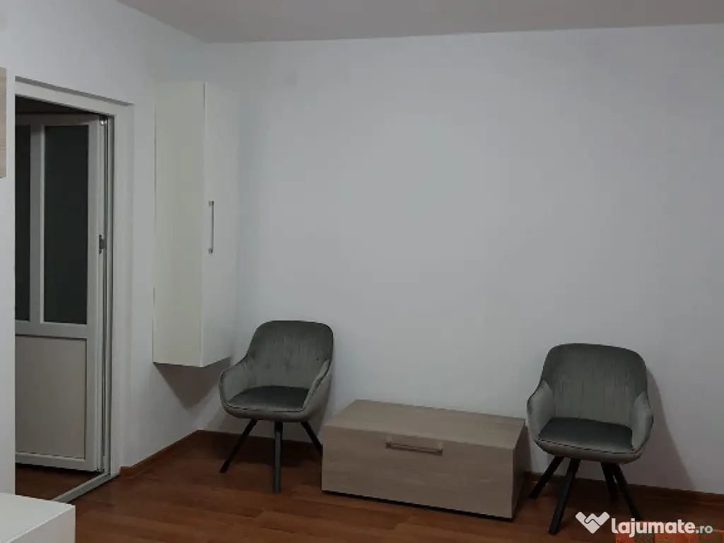 Inchiriez apartament 2 camere in Deva, etaj 3, mobilat, Al. Pacii 