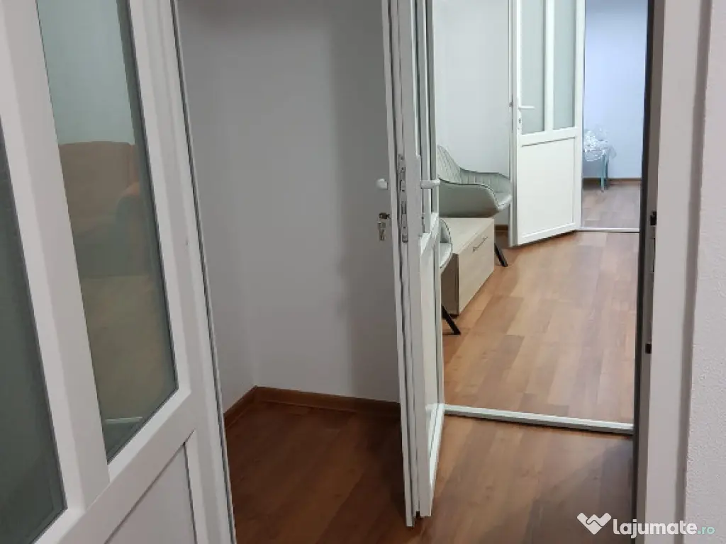 Inchiriez apartament 2 camere in Deva, etaj 3, mobilat, Al. Pacii 