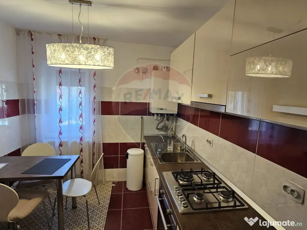 Apartament cu 2 camere de închiriat în zona Central 