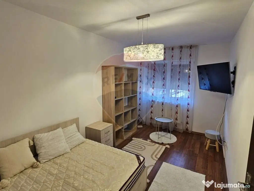 Apartament cu 2 camere de închiriat în zona Central 