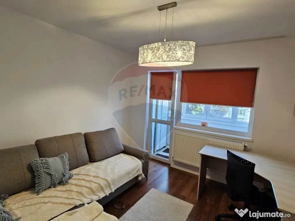 Apartament cu 2 camere de închiriat în zona Central 