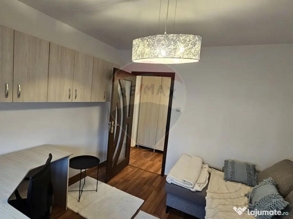 Apartament cu 2 camere de închiriat în zona Central 