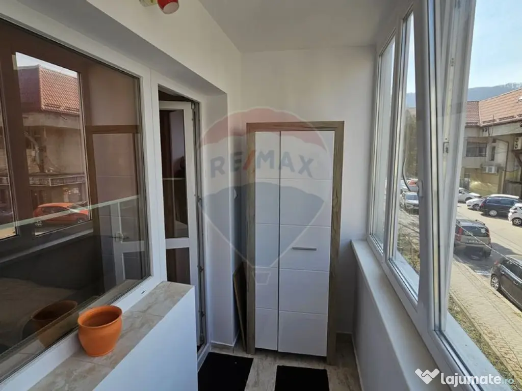 Apartament cu 2 camere de închiriat în zona Central 