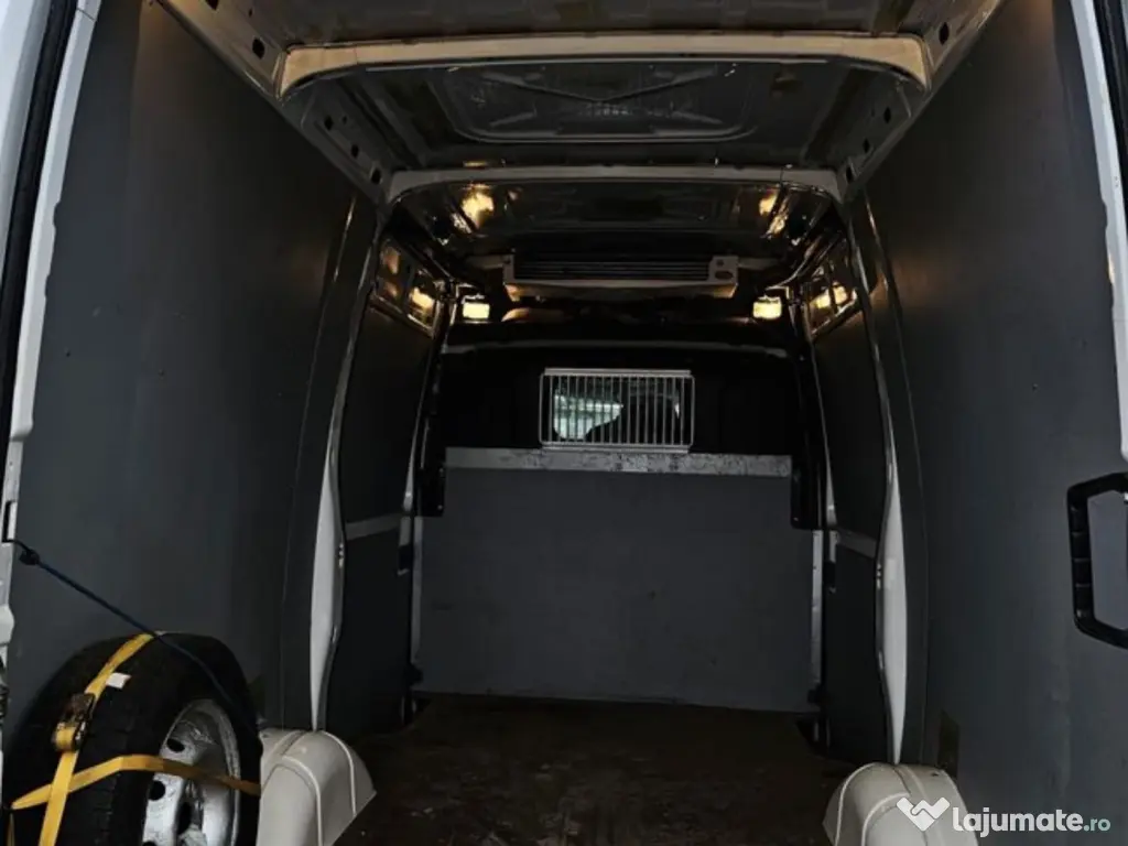 Iveco 2011 , vând sau schimb 