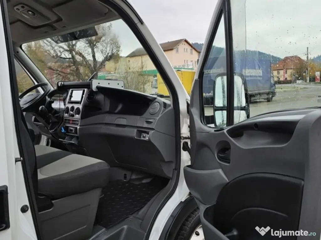 Iveco 2011 , vând sau schimb 