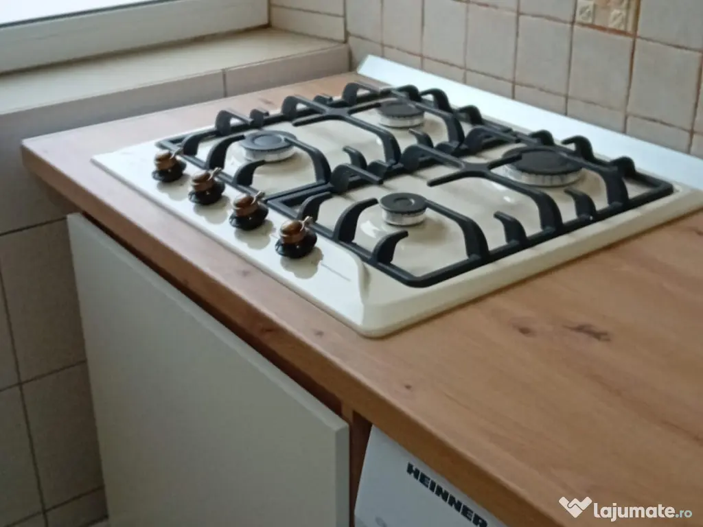 P.F. inchiriez apartament 2 camere +birou - in zona Minerva - Posta 