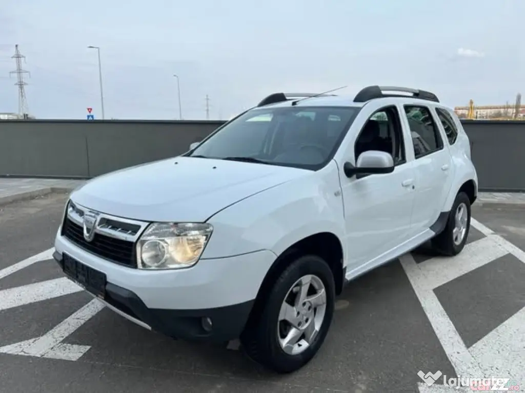 DACIA Duster 4x2 an 2011 mot 1.5 dci 110 cp euro 5. 