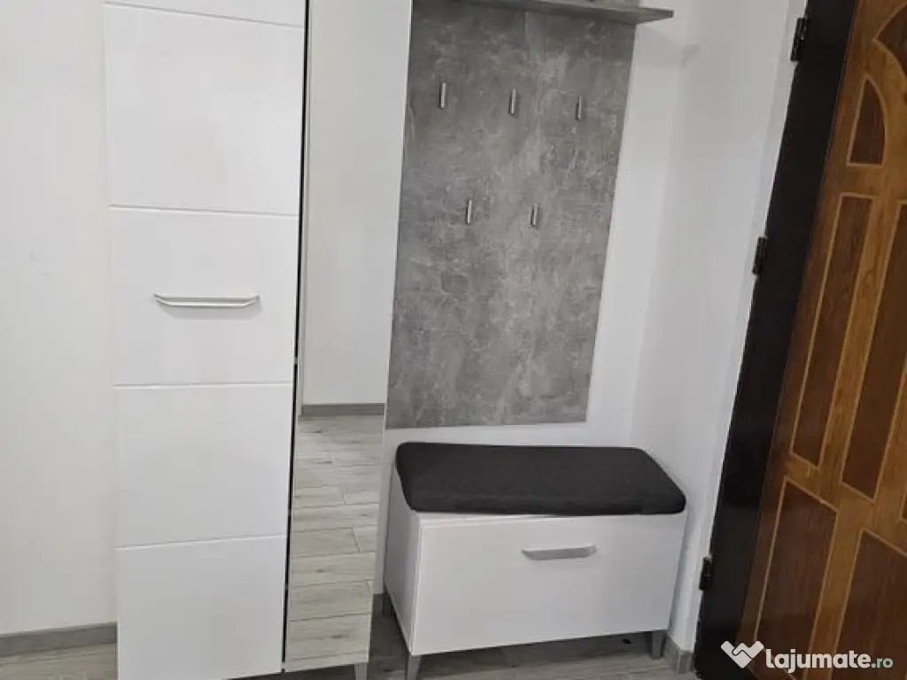 Dacia, 3 camere decomandate confort 0, parter 