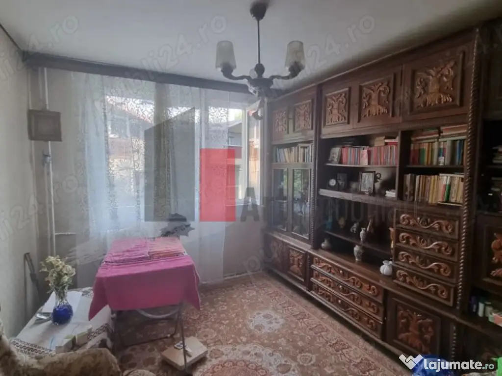 Vânzare apartament decomandat 4 camere Bd. Brâncoveanu