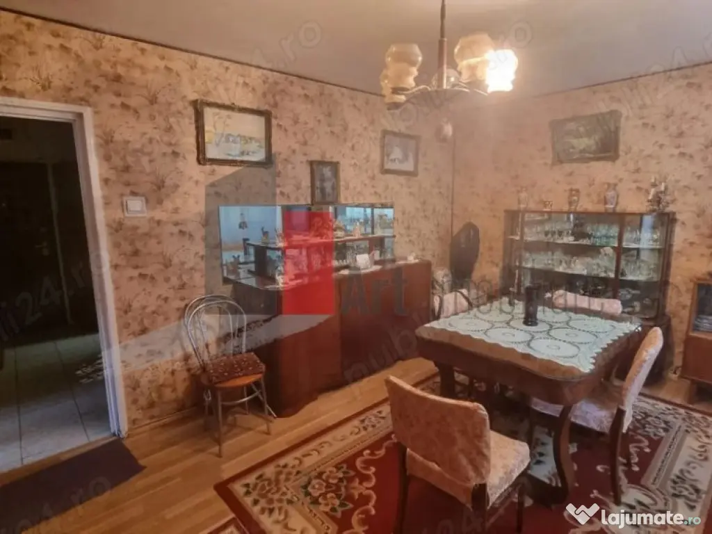 Vânzare apartament decomandat 4 camere Bd. Brâncoveanu