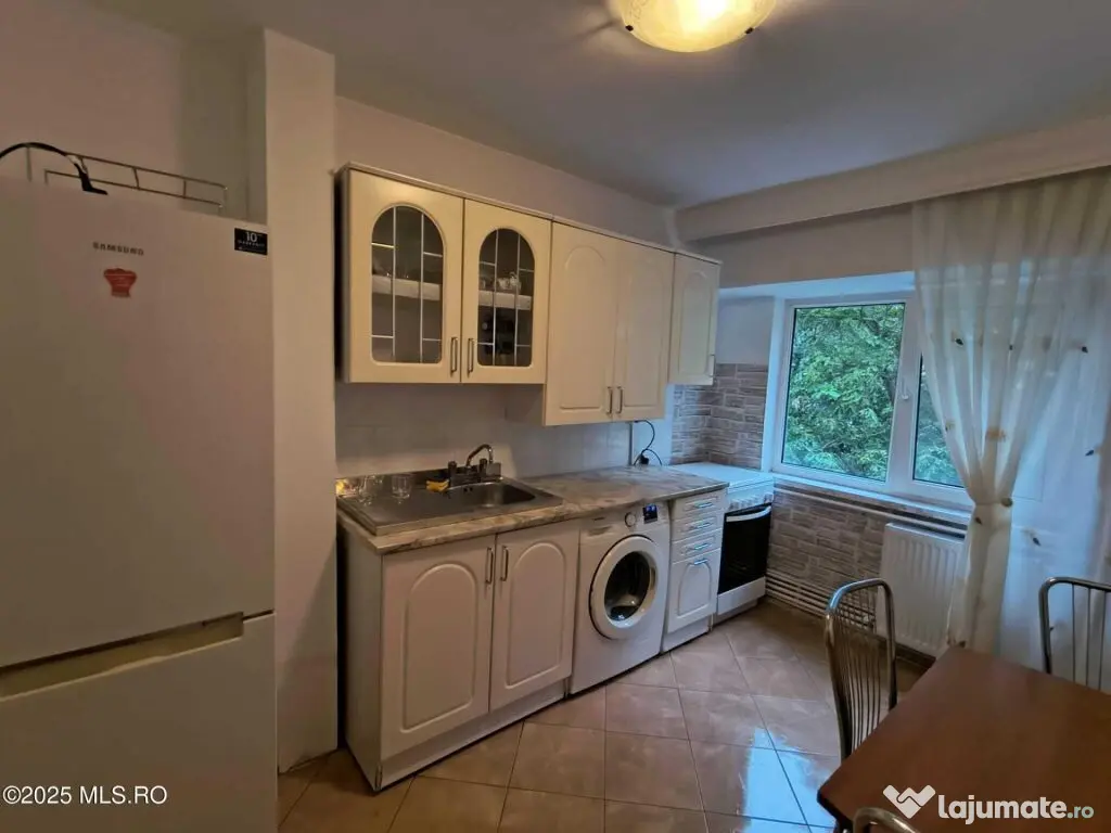 Apartament 2 camere de inchiriat - zona Tomis III 