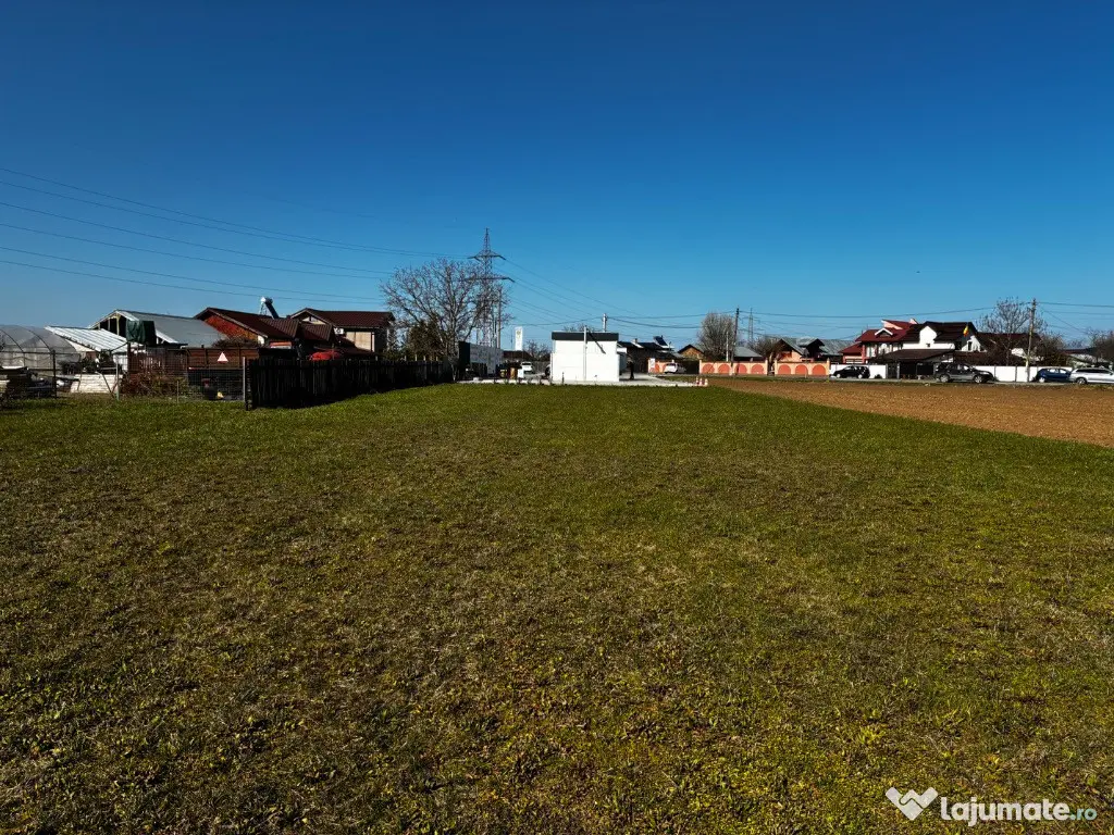 Teren intravilan 3000 mp