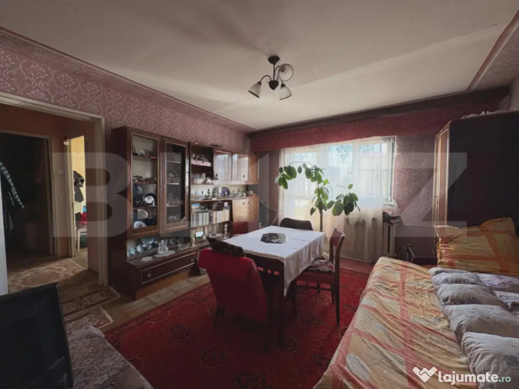 Apartament 2 camere, 50 mp, zona Sagului