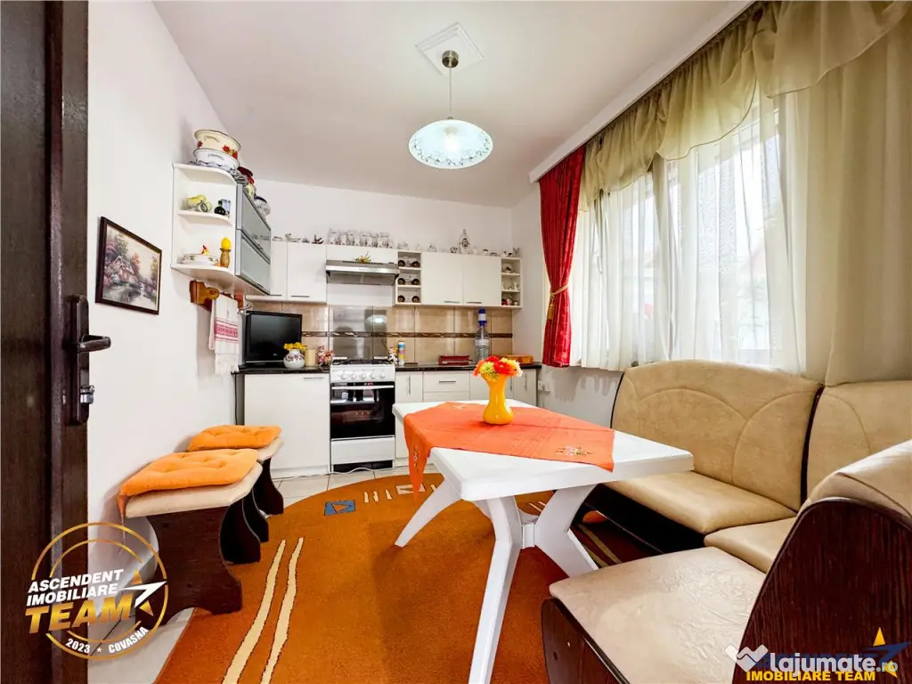 FILM 3D! Intre traditie si modern, un camin cu personalitat