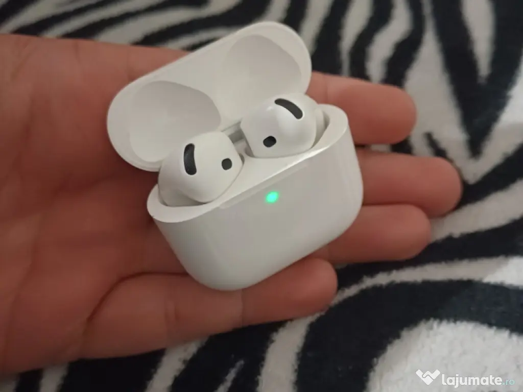 De vanzare Casti Apple AirPods 4 cu ANC, Originale, folosite foarte putin 