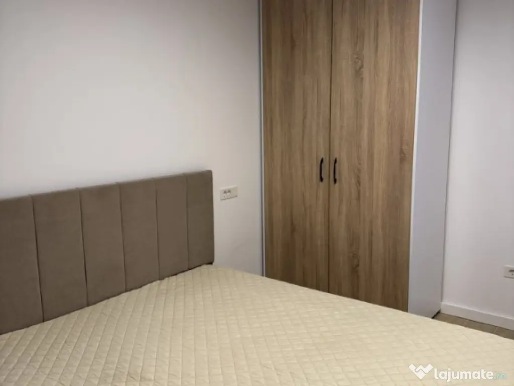 Berceni 7 biruintei studio pasarela