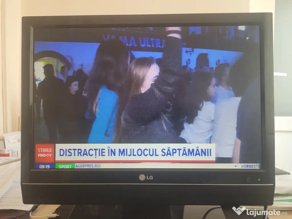 Televizor LG diagonala 50 cm 