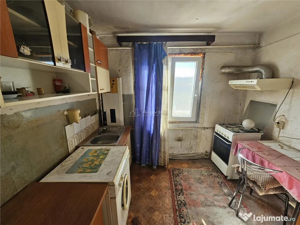 Resita, 2 Cam. Mobilat Utilat, Micro 3 