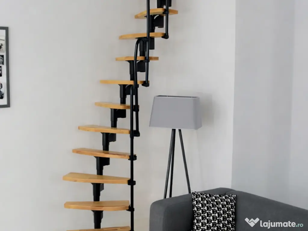 Scara interioara Scala - lemn fag masiv, economie spatiu 