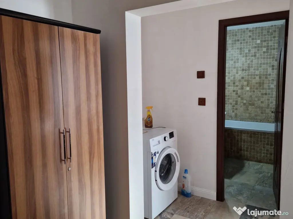Închiriere apartament două camere 