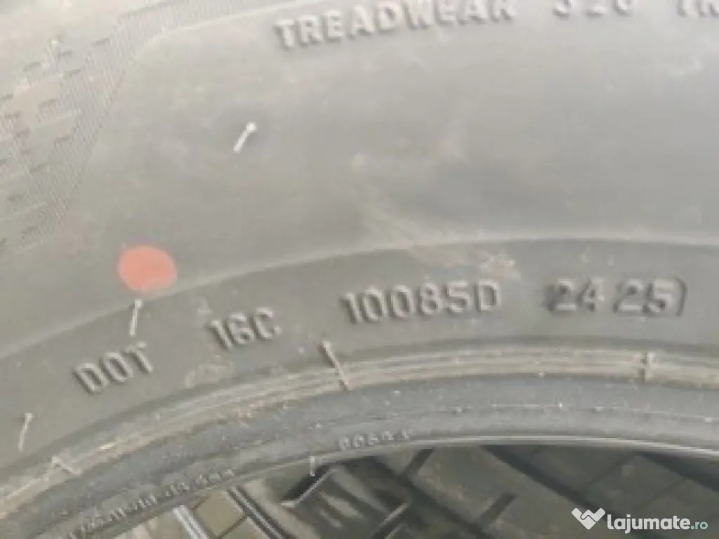 Vând 4 cauciucur puțin rulate 