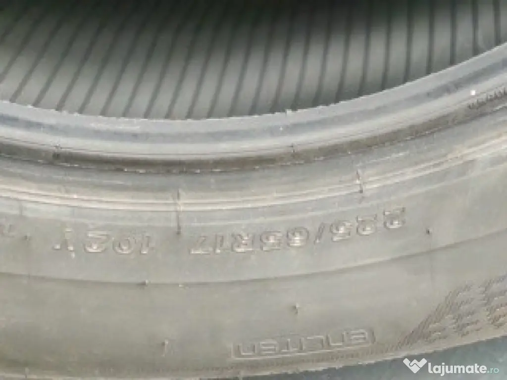 Vând 4 cauciucur puțin rulate 
