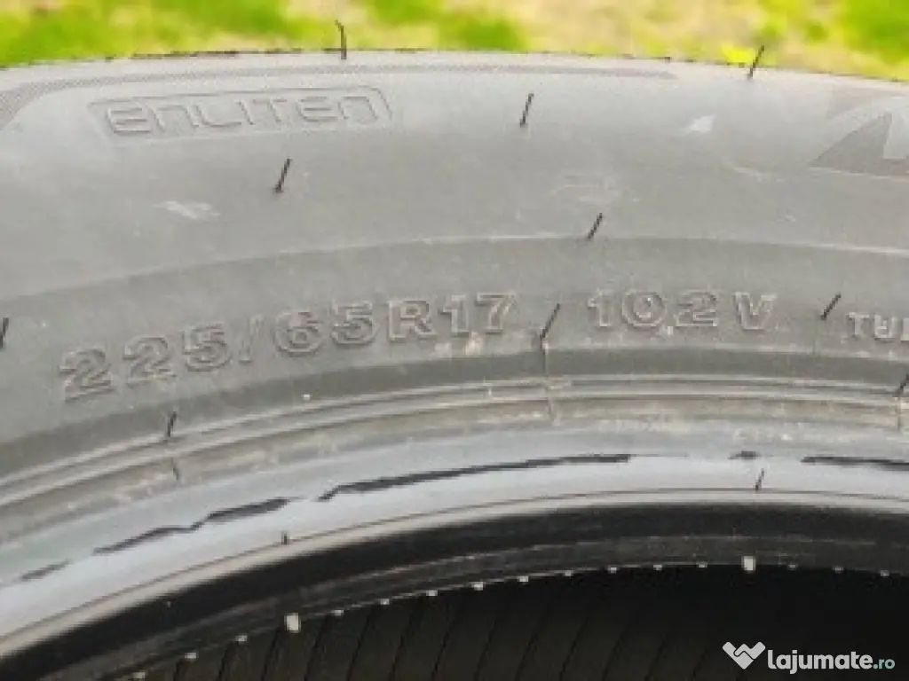 Vând 4 cauciucur puțin rulate 