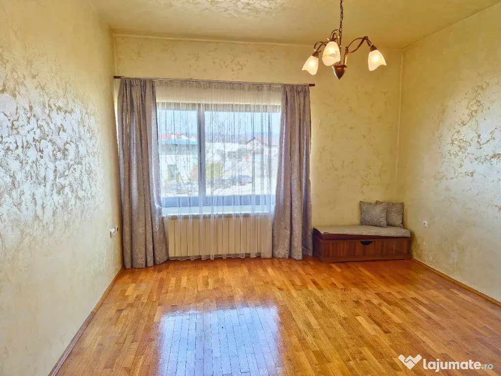 CASA SPATIOASA IN GORANU - 237 MP UTILI, TEREN 1520 MP, LA 3 KM DE CEN 