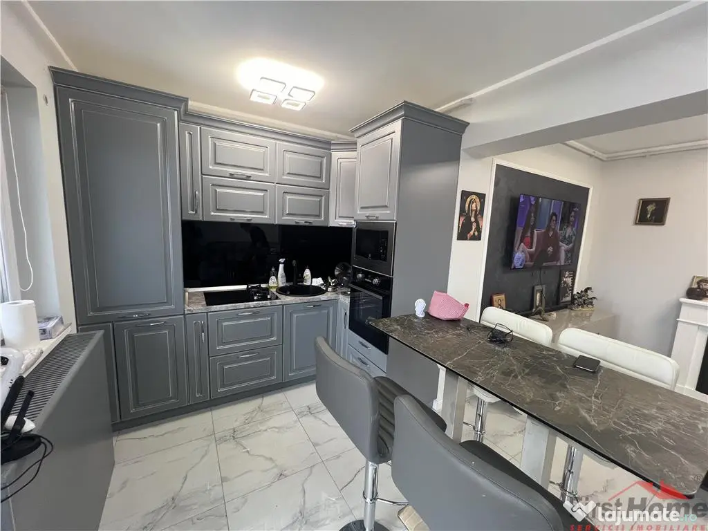 Ap 2 camere LUXOS, etaj 1, bloc nou, parcare, ULTRACENTRAL 