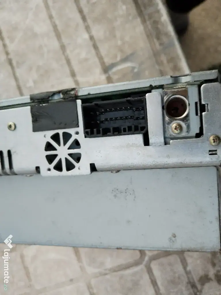 Radio CD auto Clarion original 