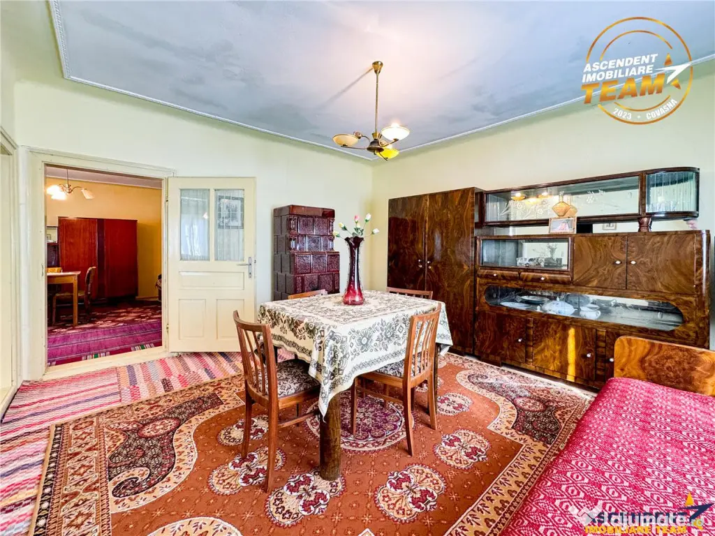 FILM! Casa traditionala, curte, gradina, anexe, extensie ter