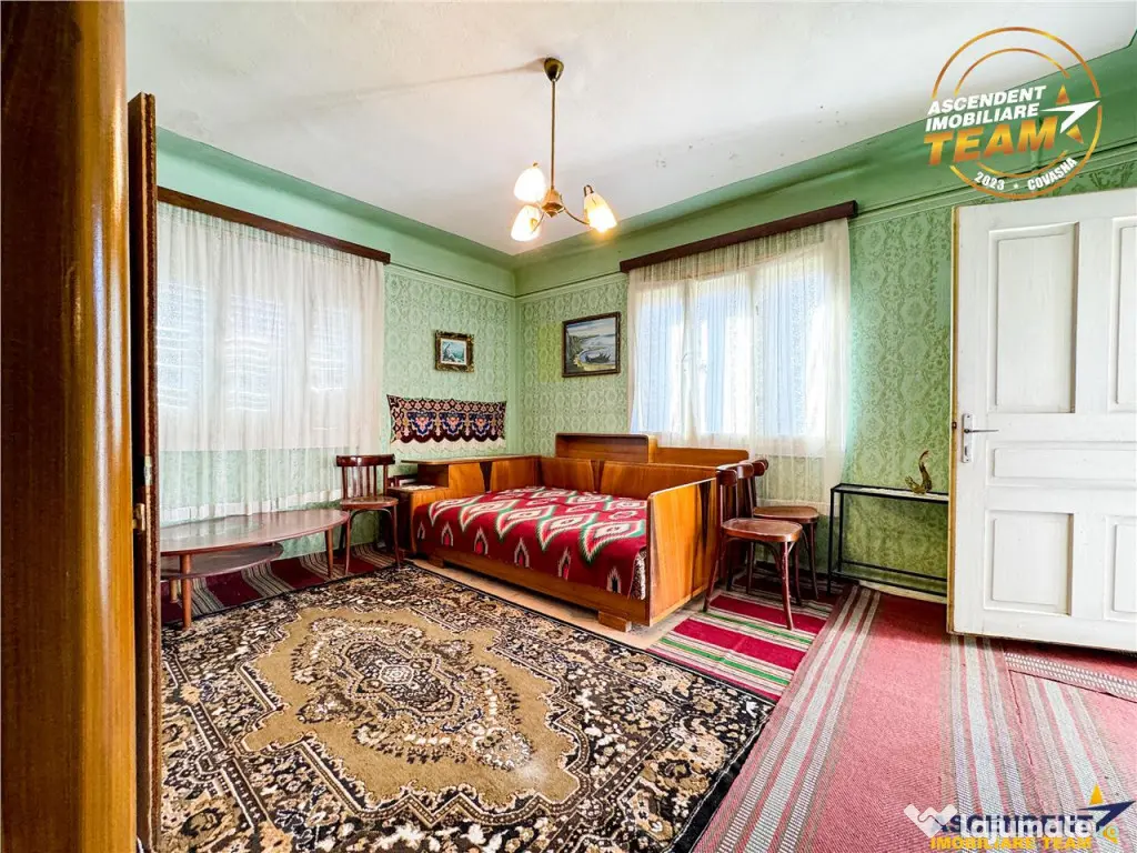 FILM! Casa traditionala, curte, gradina, anexe, extensie ter