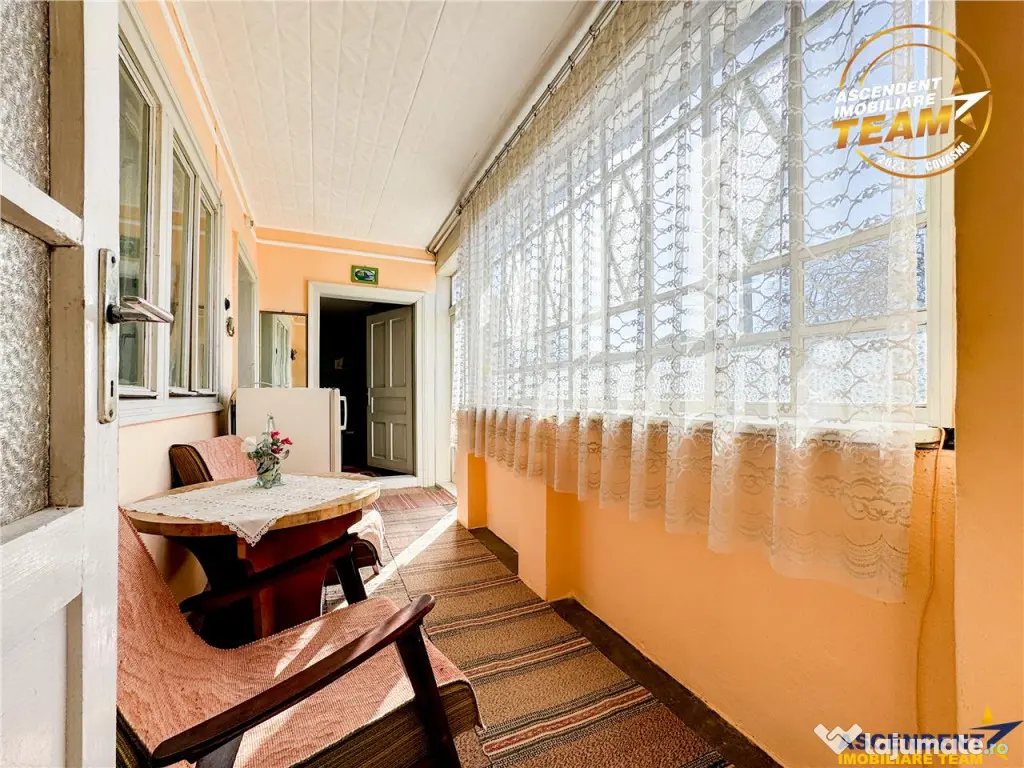 FILM! Casa traditionala, curte, gradina, anexe, extensie ter