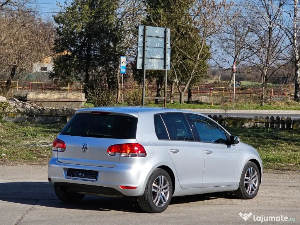 VW Golf 6 1.4TSI NaviTouch Xenon SenzoriParcare Clima CamerăMarșarier 