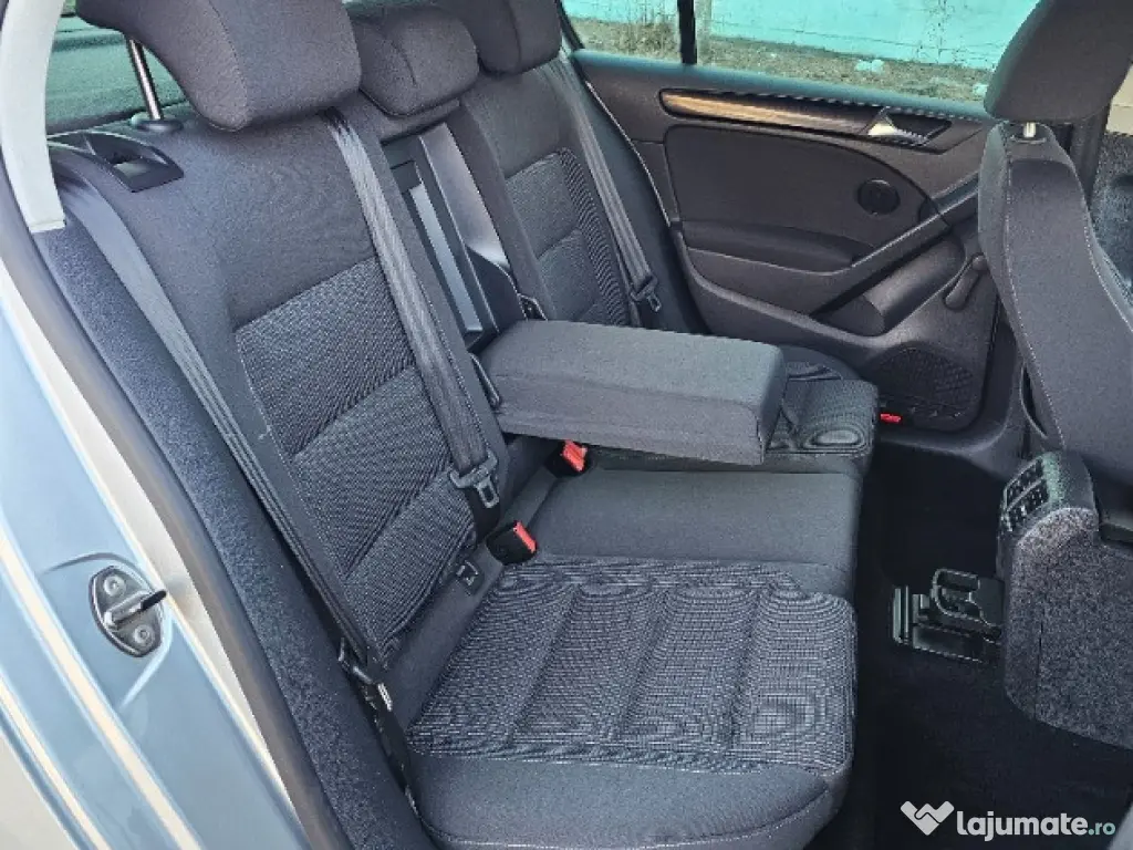 VW Golf 6 1.4TSI NaviTouch Xenon SenzoriParcare Clima CamerăMarșarier 