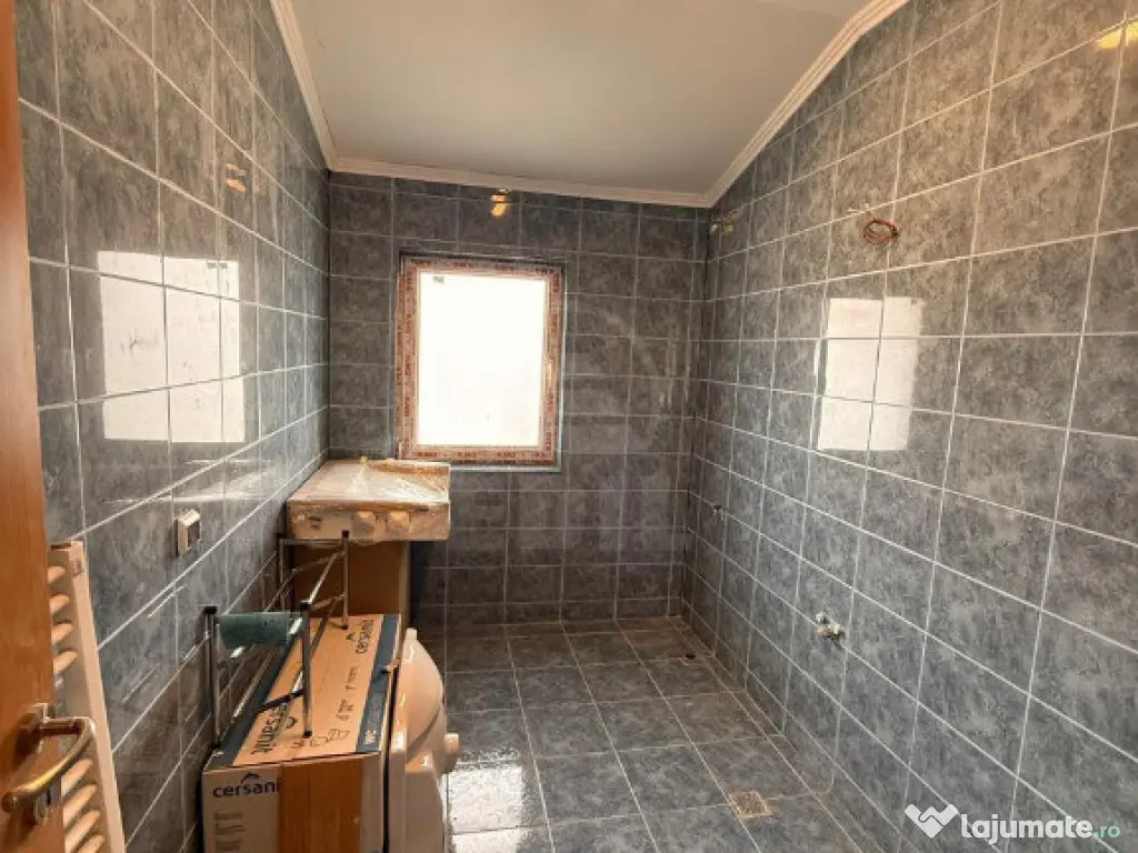 Apartament 2 camere decomandat zona Eroilor 