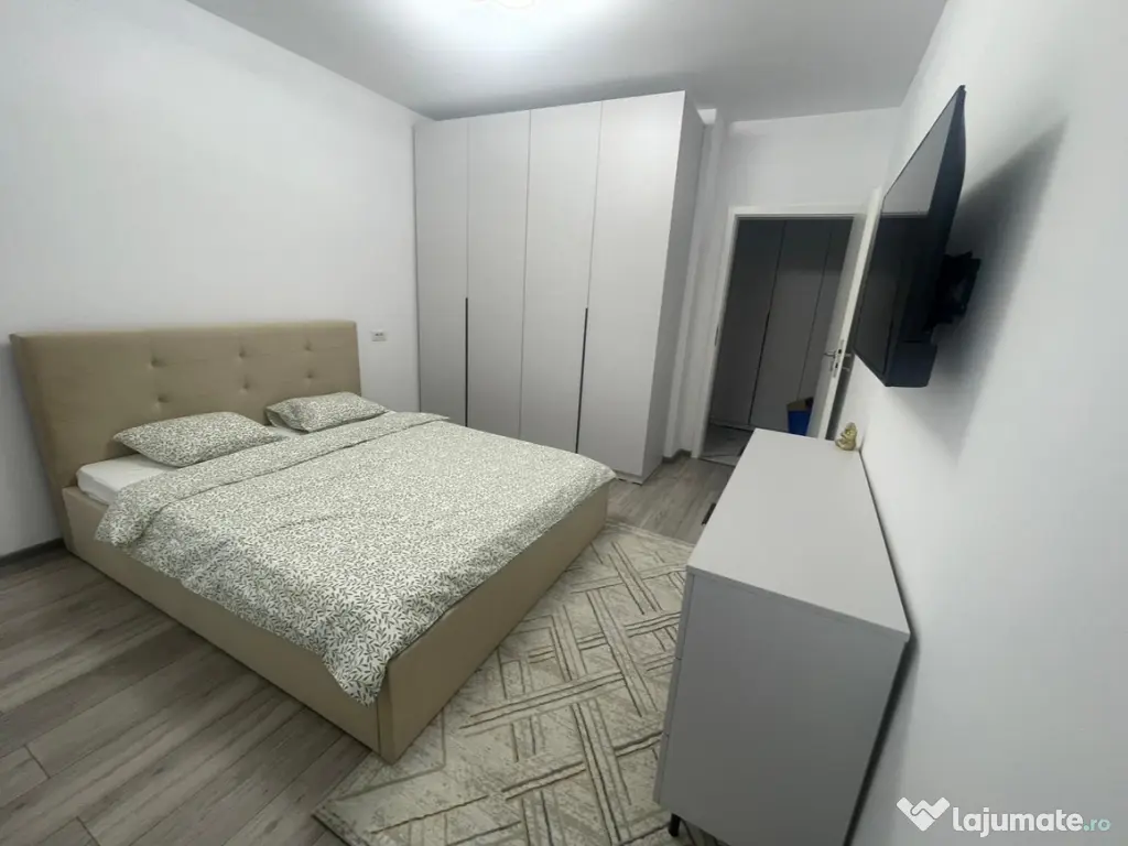 Apartament 2 camere de inchiriat Grand Kristal Residence 