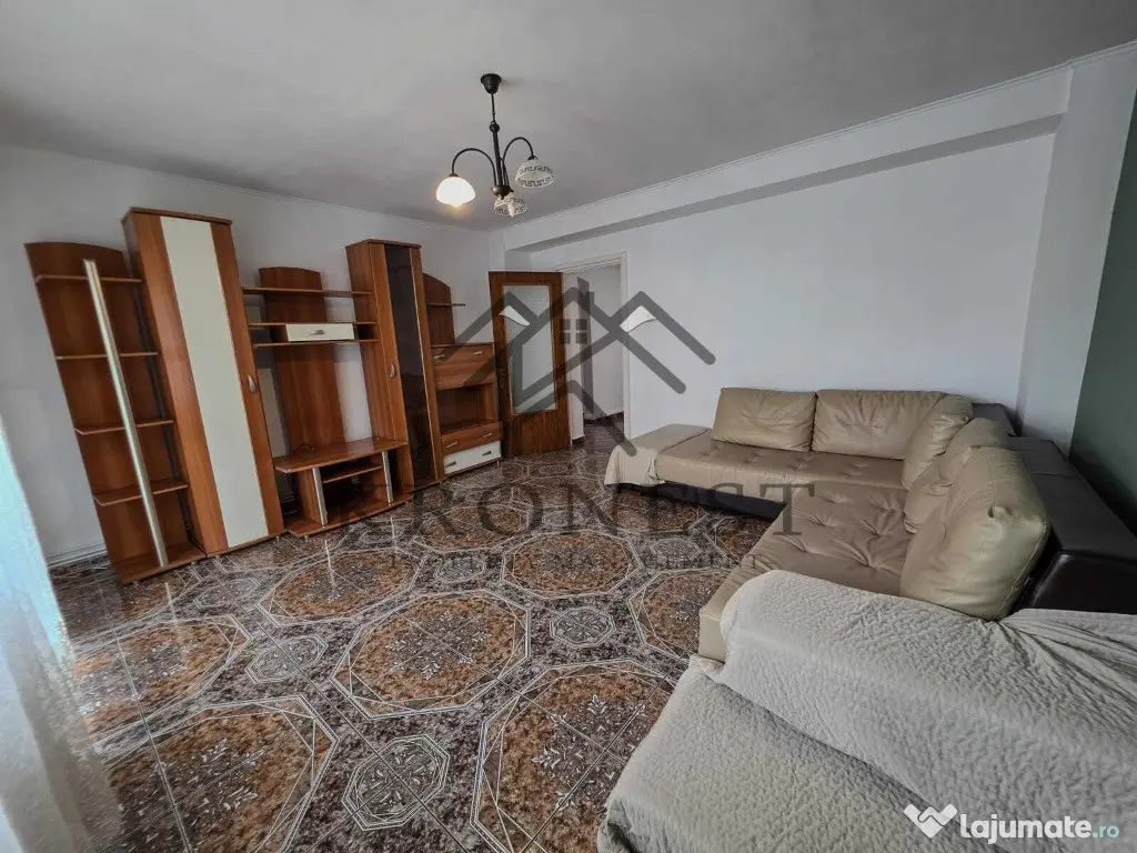 Apartament 3 camere - Racadau - 75 mp 