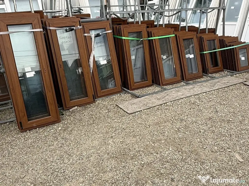 ferestre termopan maro duble noi de la 800 lei 