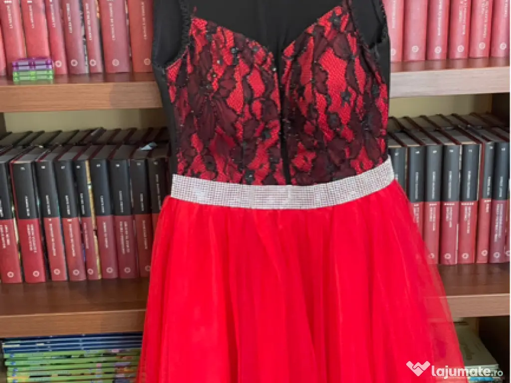 Lot de 7 rochii elegante 