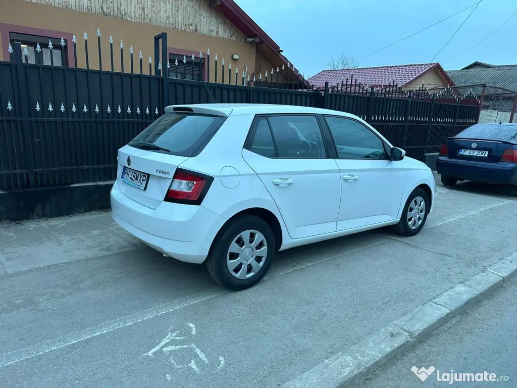 SKODA FABIA 2016