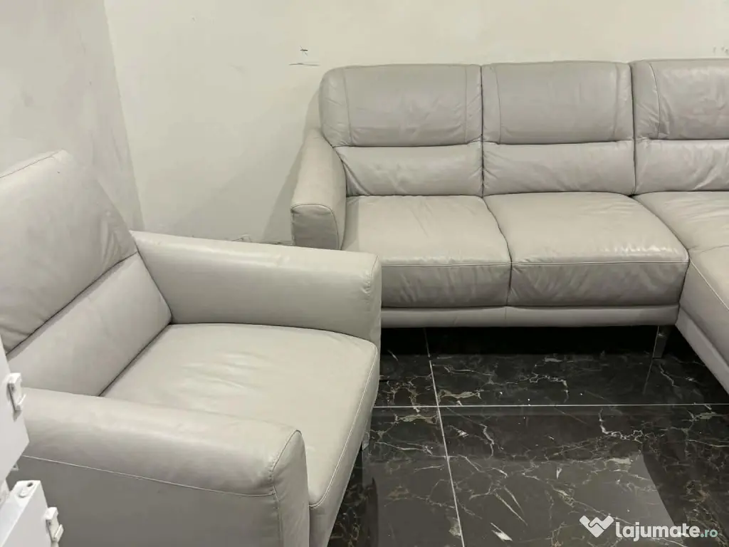 Canapea din piele naturală 