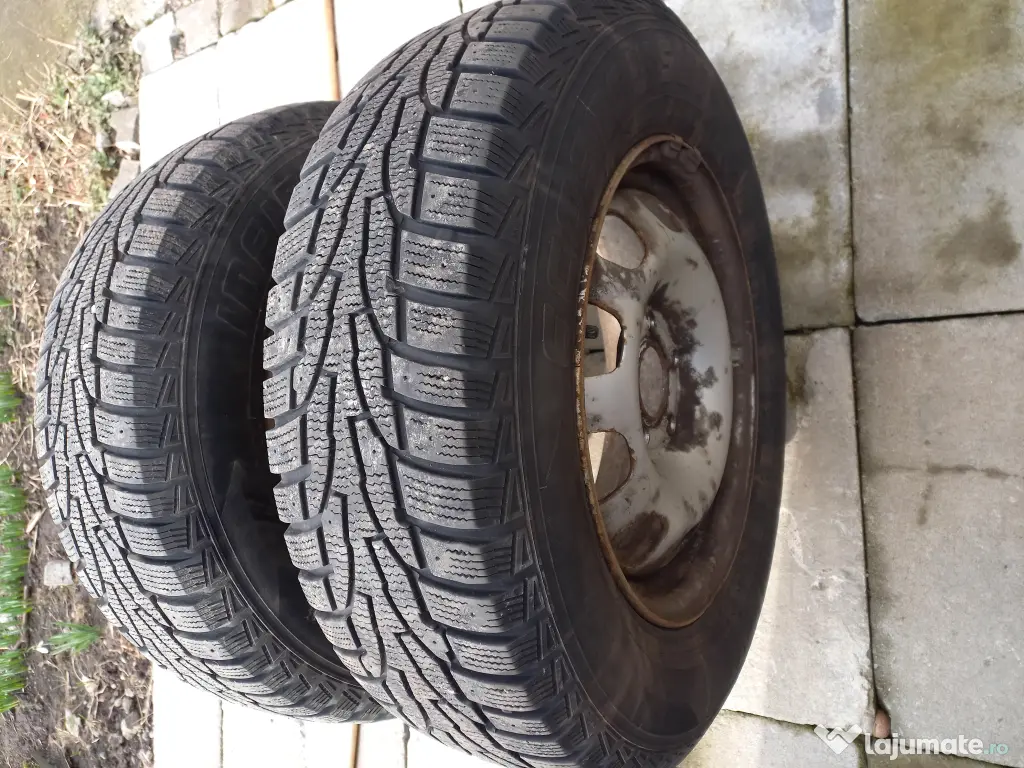 Anvelope Caucucuri 215 70 16 