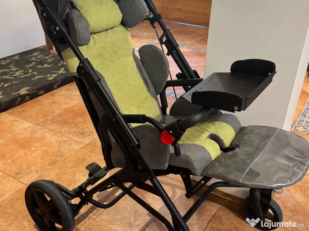 Carucior pentru copiii cu dizabilitati 