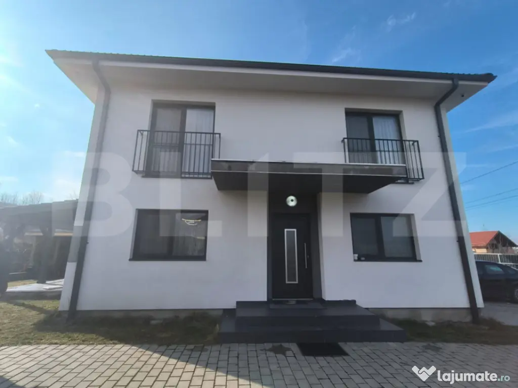 Vila moderna cu 3 dormitoare si teren generos 1.460 mp