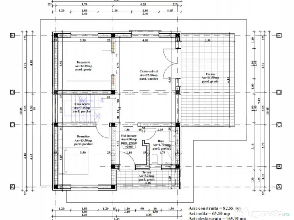Vila de lux cu 4 camere in Pietrarie langa padure 