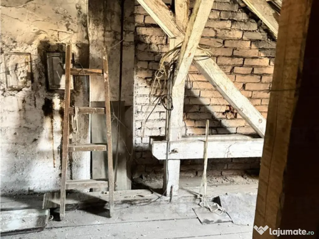 Vila tip duplex de - Vatra Luminoasa 