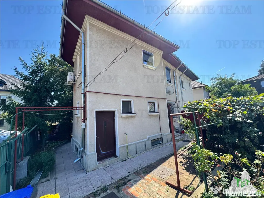 Vila tip duplex de - Vatra Luminoasa 