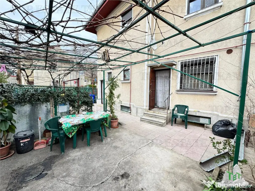 Vila tip duplex de - Vatra Luminoasa 